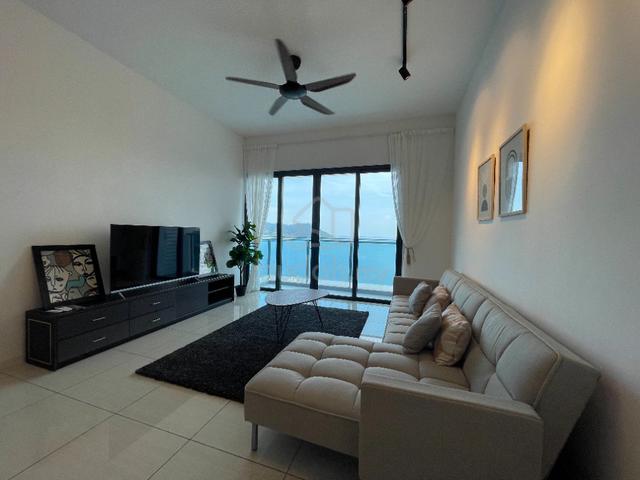 Queens Residences Q1 @ Queens Waterfront 1