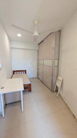 Bukit Jalil Savanna Condo room to let 1