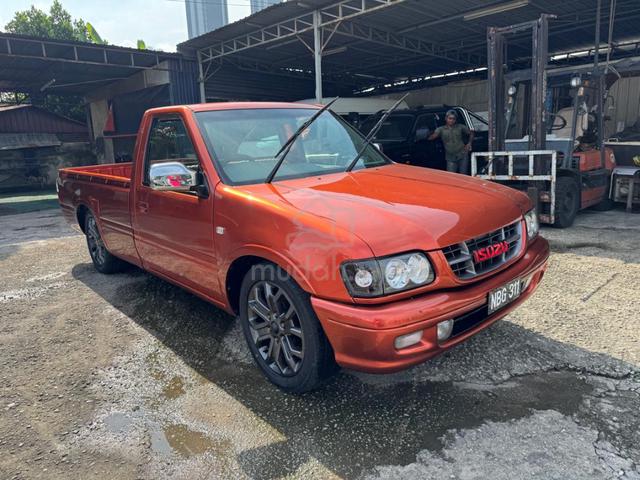 2002 Isuzu INVADER 2.8 (M) 2 Doors TFR55 - 3