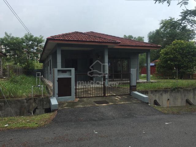 Bungalow House With 1 Acre Land Kota Perdana, Seri Kembangan 1
