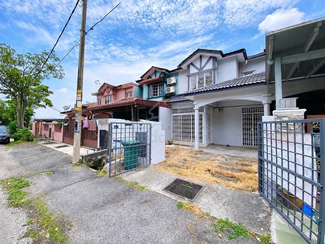 FACING OPEN🔥REFURBISHED🔥Seksyen 8 Bandar Baru Bangi double Storey 1