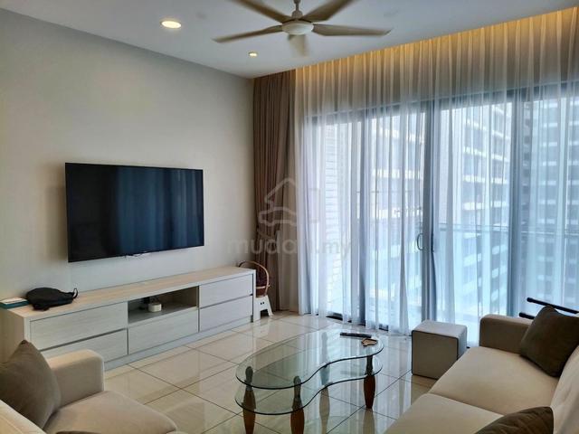 Queens Residences Q1 @ Queens Waterfront 1