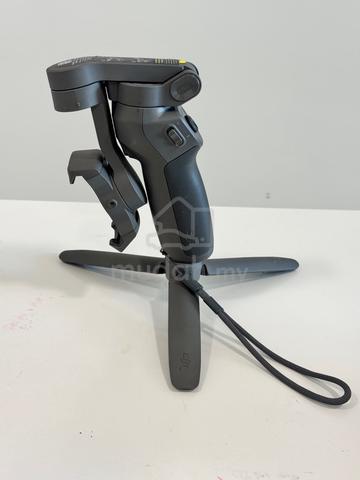 DJI Osmo Mobile 3 - like new full set - photo 2 of 6