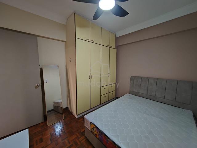 Fully furnish ready to move in PJ SS7 Kelana Jaya medium room for rent 1