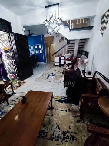 RM1000 Depo Double Storey Seksyen 8 Shah Alam 1