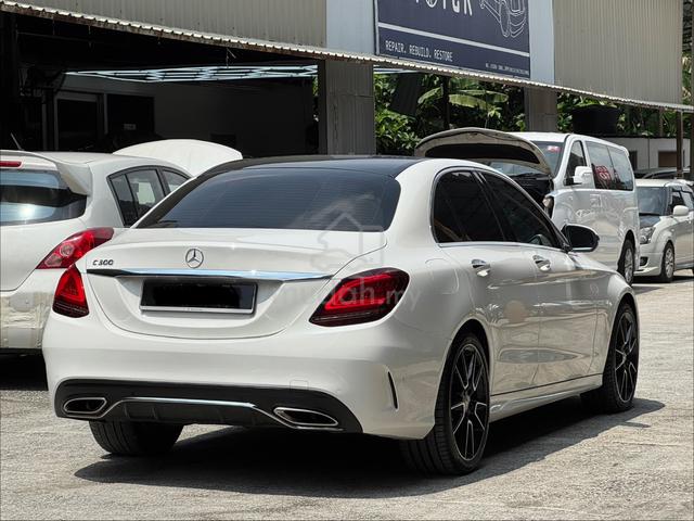 2018 Mercedes Benz C300 2.0 AMG LINE DEC 9 Speed - 2