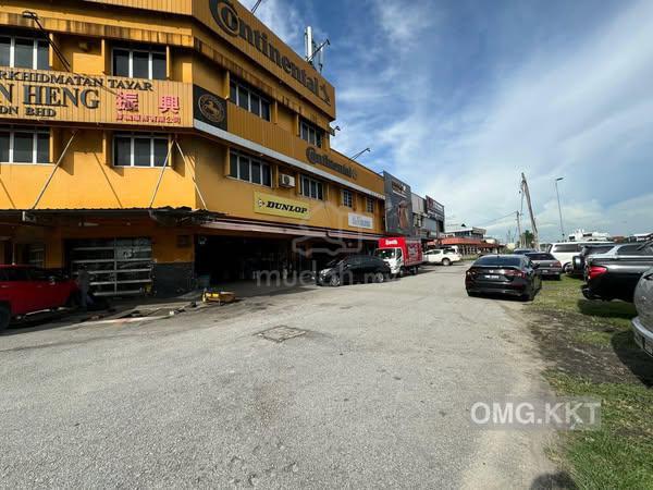 Batu Belah Double Storey Shoplot Facing Main Road Good Location Kapar 1