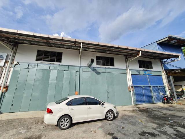 Rawang Batu 17, Kampung Dato Lee Kim Sai Factory 1