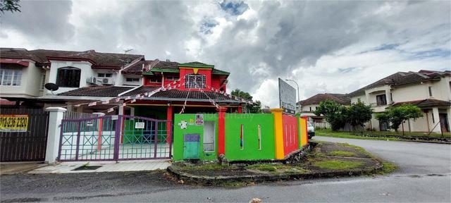 CORNER LOT ! Suadamai Bandar Tun Hussein Onn Cheras , Double Storey 1