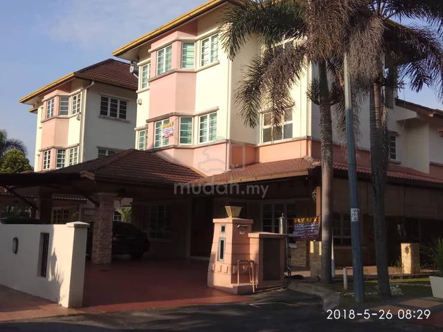 3 storey detached Kemensah height 1
