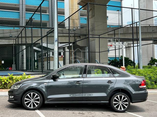 2017 Volkswagen VENTO 1.2 TSI HIGHLINE SEDAN (A) - 2