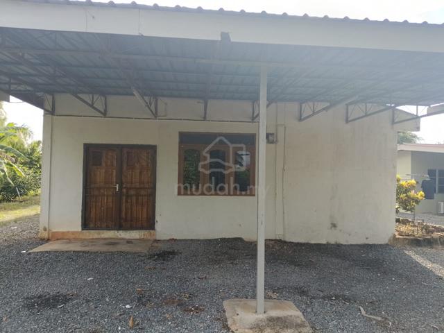 Rumah Kg Pida 8 Siam untuk disewa 1