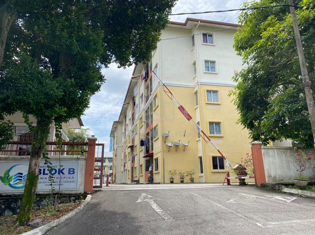 Apartment Taman Tropika (Blok A & B) 1