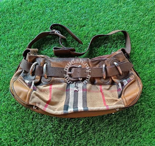 Burberry Original Authentic leather shoulder bag - Bags & Wallets for sale  in Butterworth, Penang