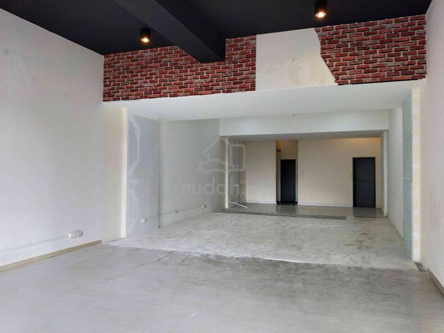 Nice Shop or Office Near 7-11, 99 Speedmart, Near KTM, MSU, AEON Mall 1