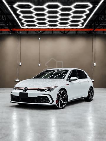 2022 Volkswagen GOLF GTI 2.0 MK8 - 1