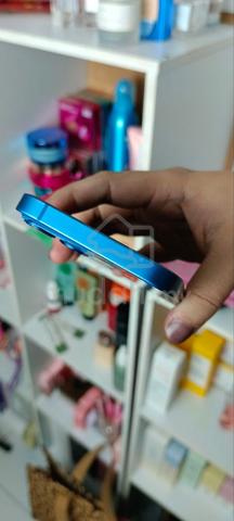 iPhone 13 256 GB - photo 4 of 6