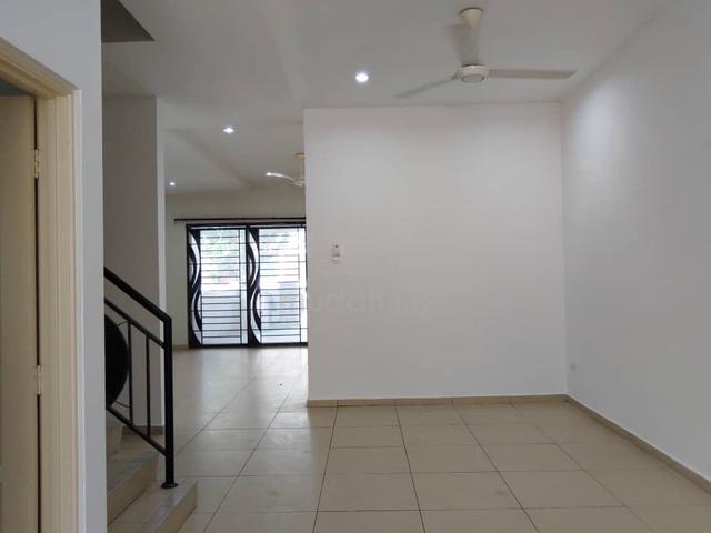 Gunung Rapat Botani Double Storey Terrace House For Rent Sewa 5