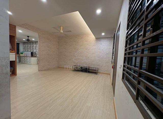 Seri Alam , Maya height residence , double storey house for Sale 1