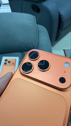 Apple iPhone 17 Pro 256GB with TechWoven Case - photo 4 of 6