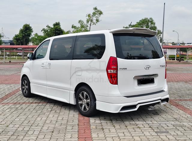 2018 Hyundai GRAND STAREX 2.5 ROYALE FACELIFT (A) - 3