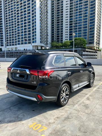 2017 Mitsubishi OUTLANDER 2.0 AWD (A) - 2