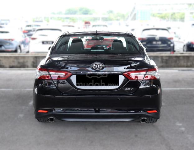 2020 Toyota CAMRY 2.5 V Spec Low Mileage - 3