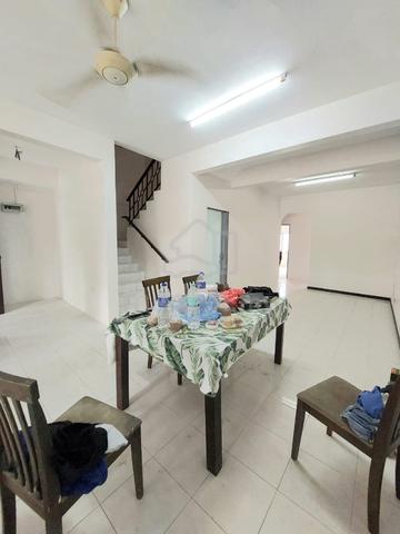 Full Loan Taman Scientex Jalan Pelanduk 1.5 Storey House Pasir gudang 1