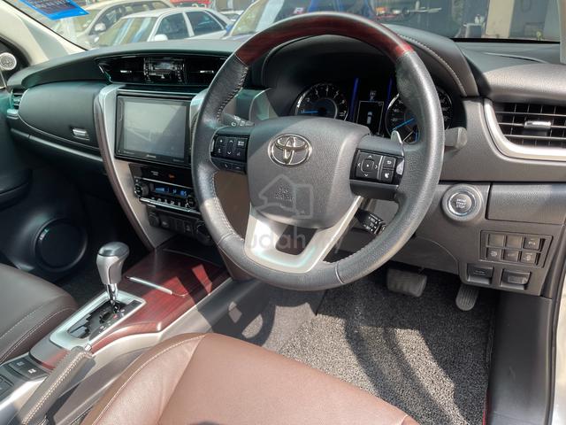 2019 Toyota FORTUNER 2.7 SRZ 4x4 (A)16K KM FSR TRD - 4