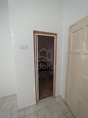 Semi-D untuk dijual Jln SP 2/5B , Bandar Sri Putra, Bangi ,Kajang 1