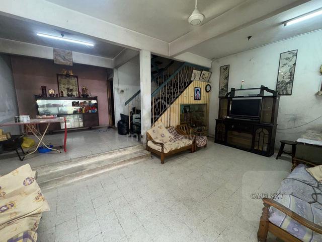 Berkeley Eng Ann 2sty 20*80sqft Basic unit for sale 1