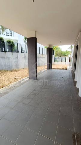 Corner Lot Double Frontage House in Saffron Hills, Denai Alam For Sale 1