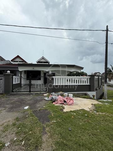 Taman Desa Jaya / Ulu Tiram / Johor 1
