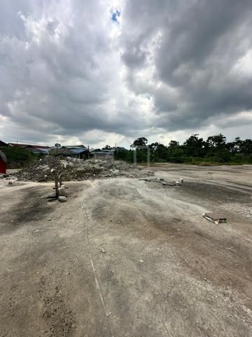 Tanah & Rumah Untuk Dijual di Kg Maju Jaya, Kempas – Zoning Industri❗ 1