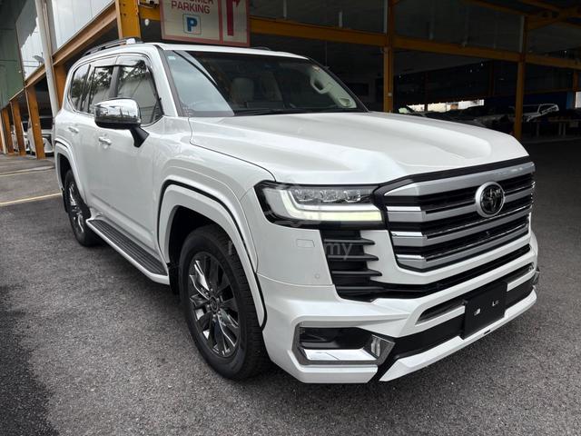 2023 Toyota LANDCRUISER 3.4 ZX FJA300W (A) - 4