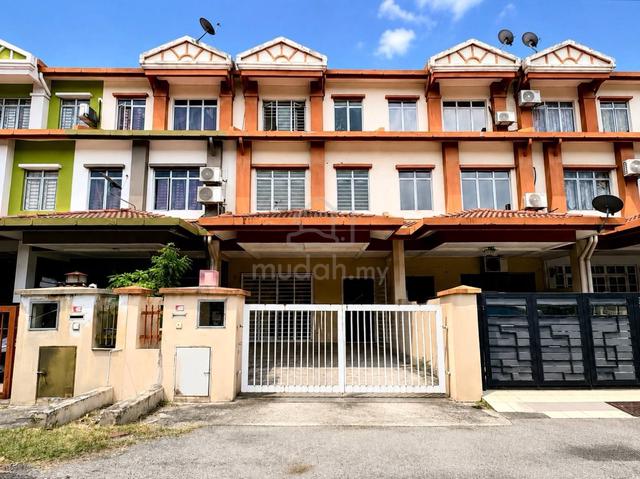 EXTENDED KITCHEN✨ 2.5 Storey Terrace Taman Tasik Prima, Puchong 1