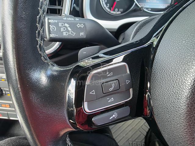 2013 Volkswagen BEETLE 1.4 TSI (A) LEATHER SEAT - 5