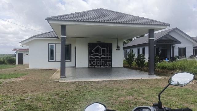 Rumah Laman Tanah berGERAN kongsi Utk Dijual Nama Masok Geran 1