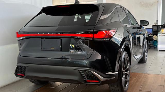 2023 Lexus RX350 2.4 F SPORT/ REAR AUTO FOLD SEATS - 5