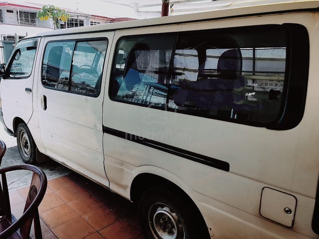 1995 Toyota HIACE 2.8 (M) - 5