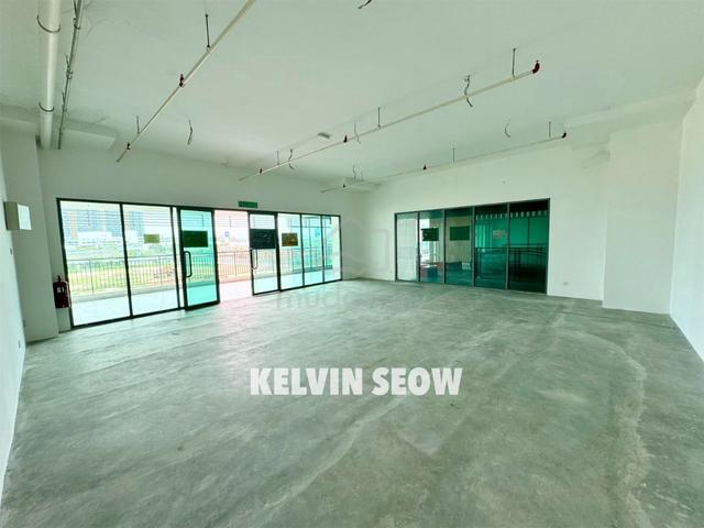 Utropolis Sensasi Commercial Shop Office lot 969sqft LAST CHEAPEST 1