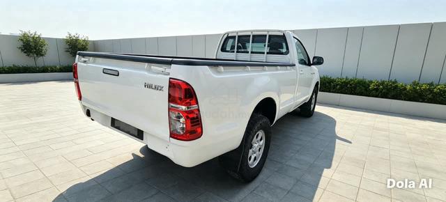 TOYOTA HILUX 2.5 MANUAL SINGLE CaB - 4