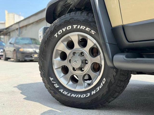OFFER 2012 Toyota FJ CRUISER 4.0 FJ CRUISER 40 (A) - 5