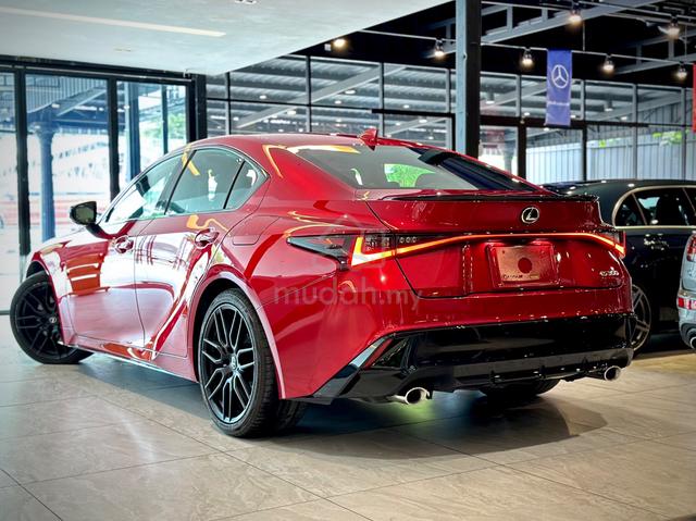 UNREG 2023 Lexus IS300 2.0 F-SPORT MODE BLACK 3 - 2