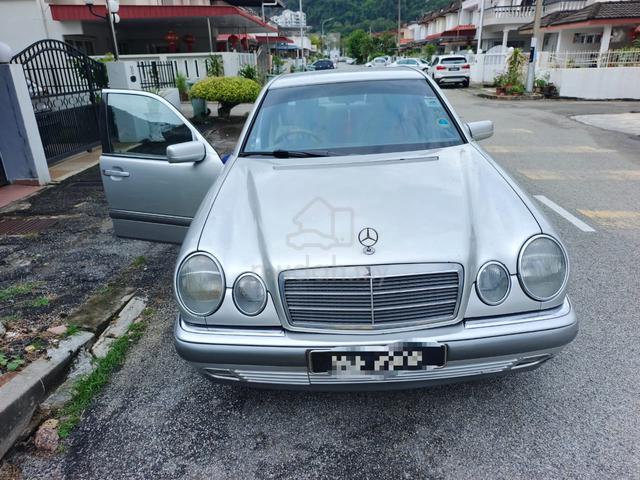 1995 Mercedes Benz 230E 2.0 W114 (M) - 1