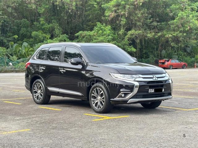 2017 Mitsubishi OUTLANDER 2.0 4WD (A) - 1