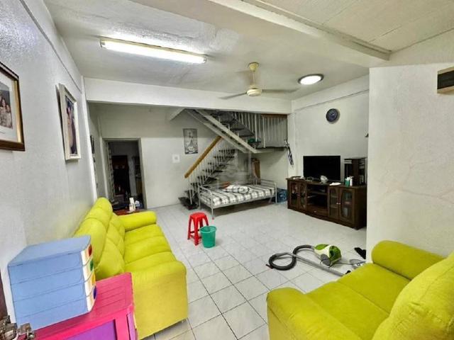 Selayang Taman Bukit Idaman 2.5 storey Landed Terrace House Non Bumi 1