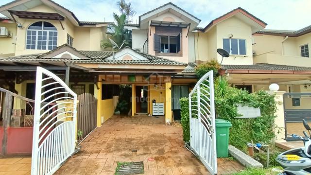 [HOMESTAY FOR SALE] DOUBLE STOREY TAMAN WAWASAN Pusat Bandar Puchong 3