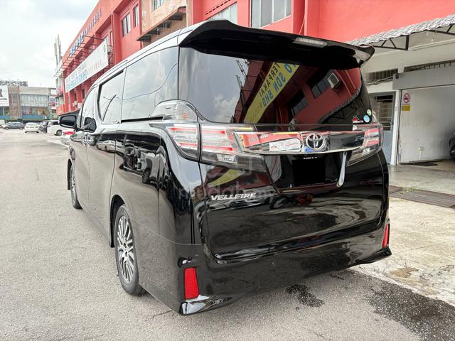 2017 Toyota VELLFIRE 2.5 ZG (A) Sunroof Power Boot - 3