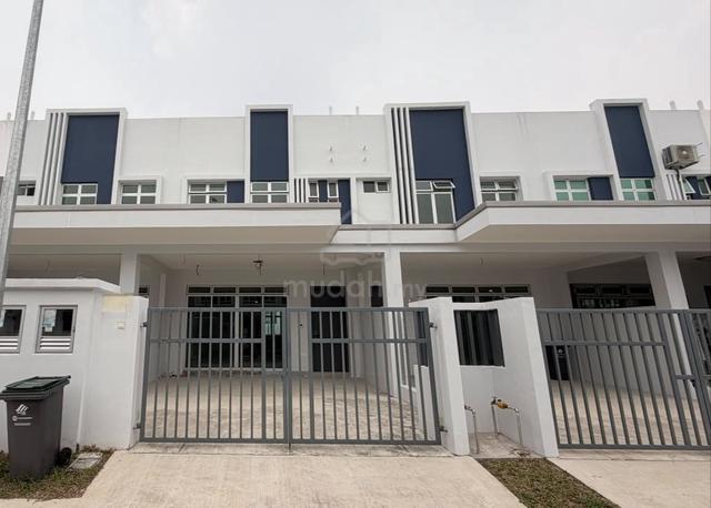 Johor Bahru Bandar Dato Onn double storey 3 bedroom 1